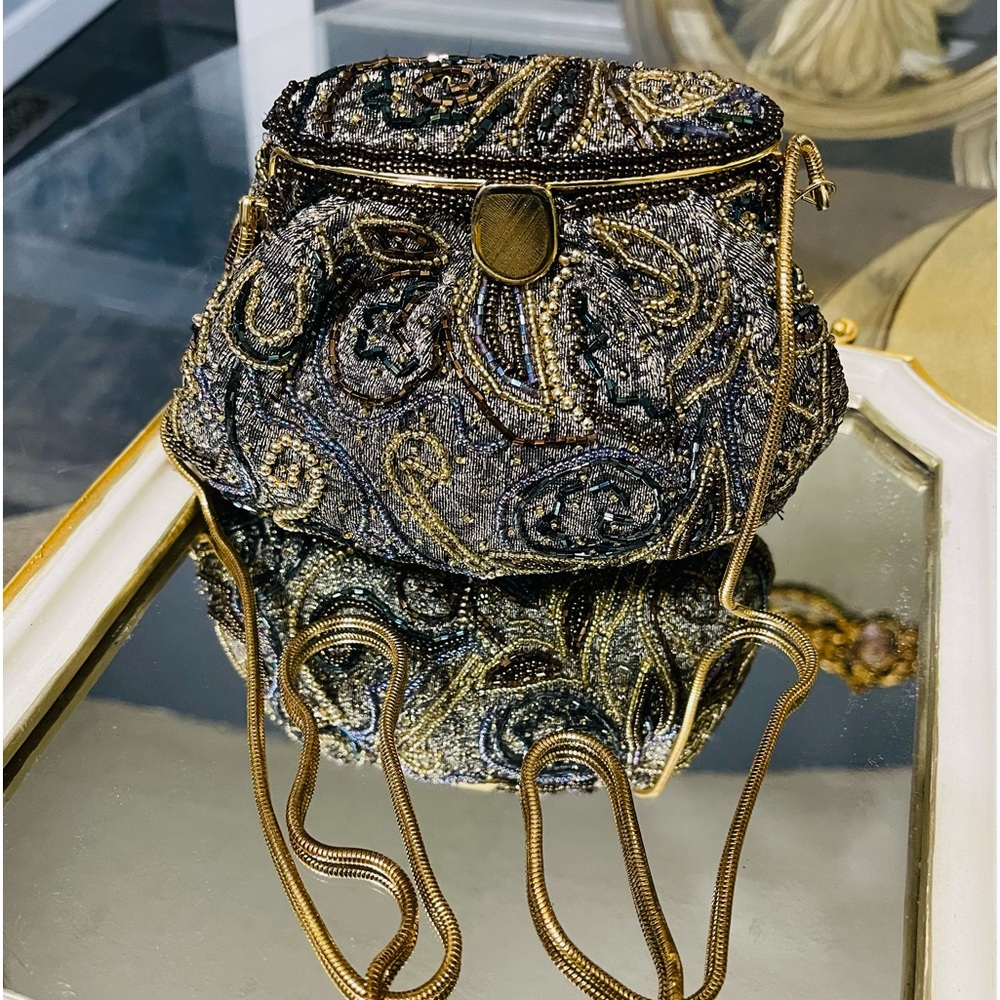 Vintage Chain Beaded Small Handbag.